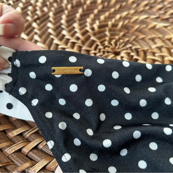 Victoria’s Secret Very Sexy Push-up Bikini - Picture 9 of 16